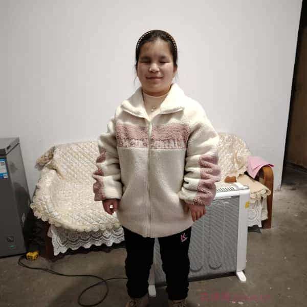 湖北23岁单身美女真诚找对象-眉山征婚网