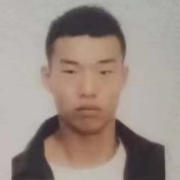 山东22岁单身帅哥真诚找对象-眉山征婚网