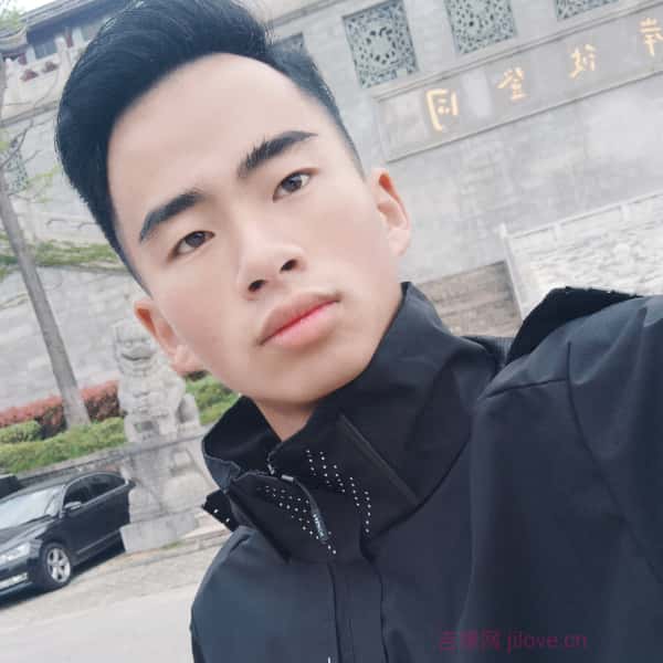 云南单身帅哥真诚相亲找对象，眉山征婚网