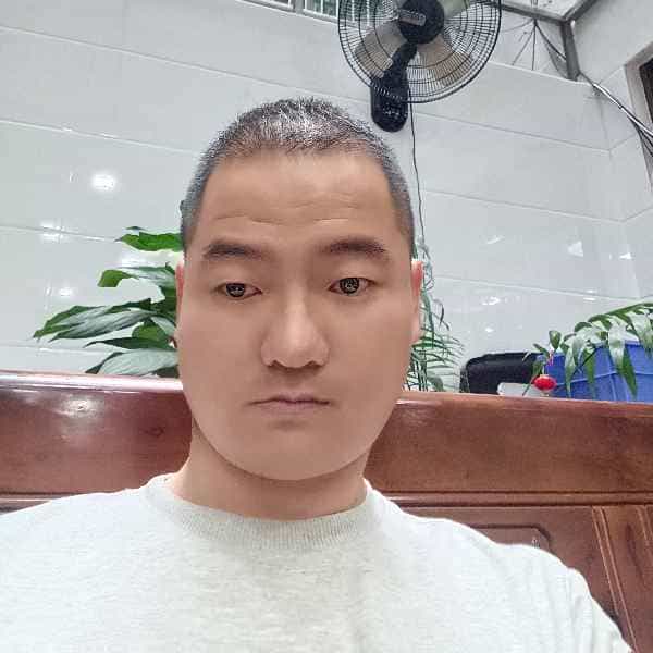 37岁岁福建单身帅哥 - 眉山吉缘网