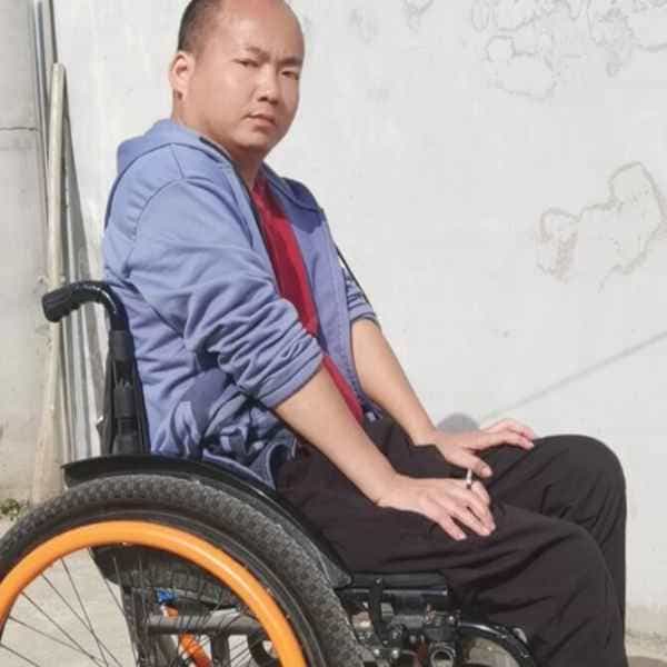 37岁岁陕西单身帅哥 - 眉山吉缘网