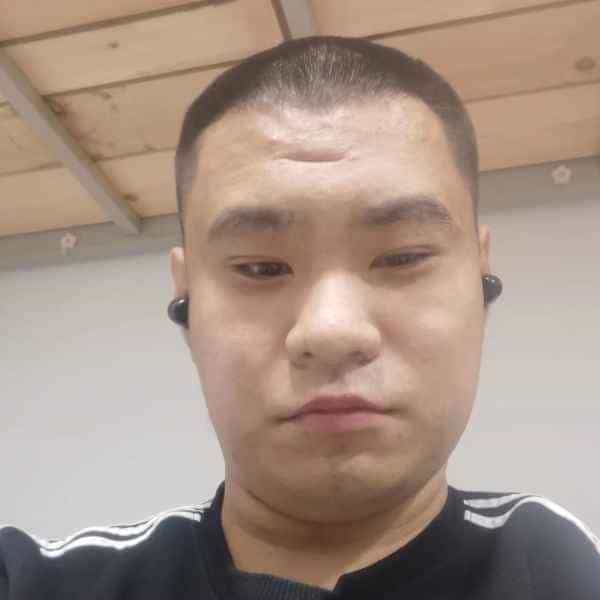 25岁岁山东单身帅哥 - 眉山吉缘网
