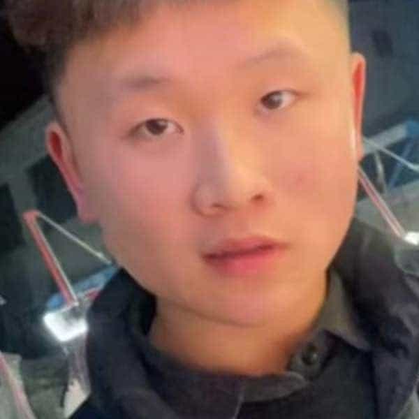 22岁岁河南单身帅哥 - 眉山吉缘网