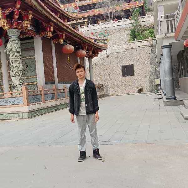 28岁岁江西单身帅哥 - 眉山吉缘网