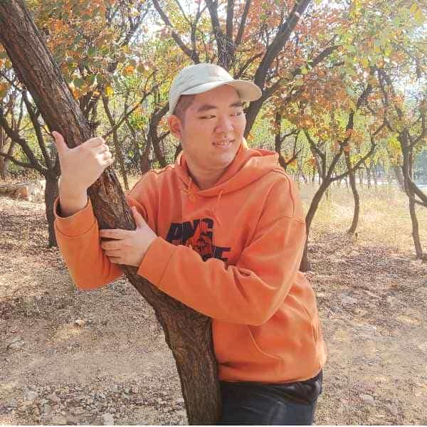 27岁岁山东单身帅哥 - 眉山吉缘网