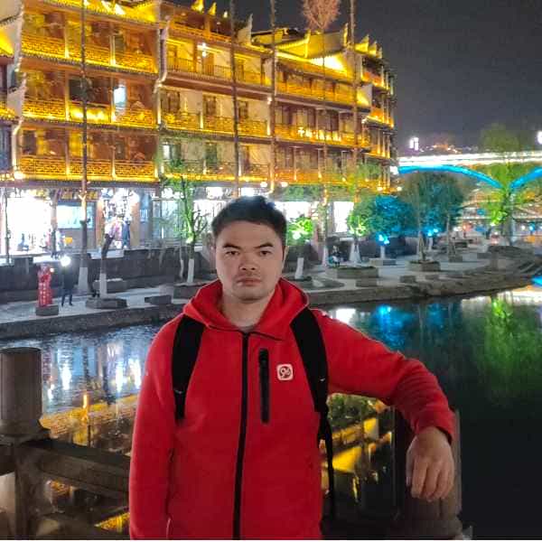 39岁岁广东单身帅哥 - 眉山吉缘网
