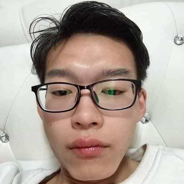 23岁岁河南单身帅哥 - 眉山吉缘网
