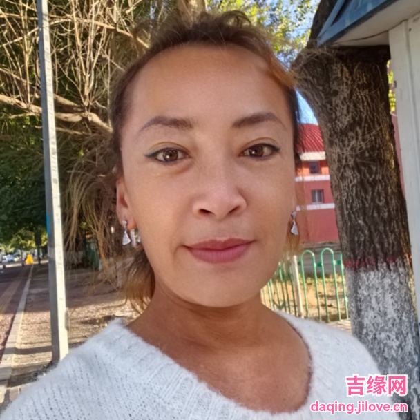 51岁岁黑龙江单身美女 - 眉山吉缘网