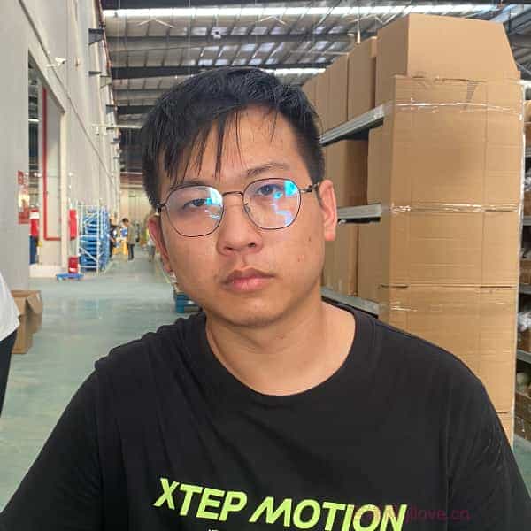30岁岁广东单身帅哥 - 眉山吉缘网