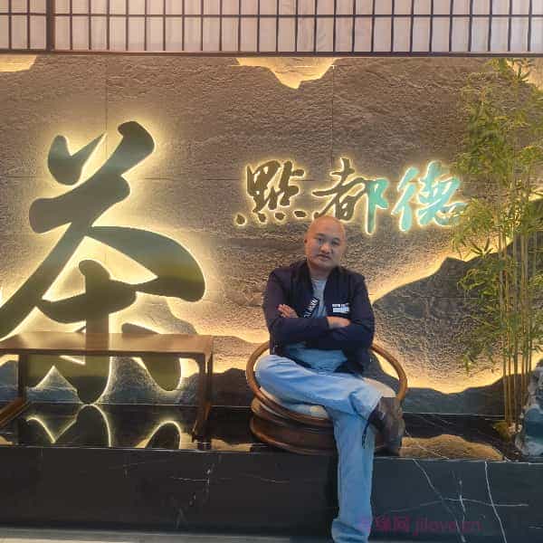 36岁岁广东单身帅哥 - 眉山吉缘网