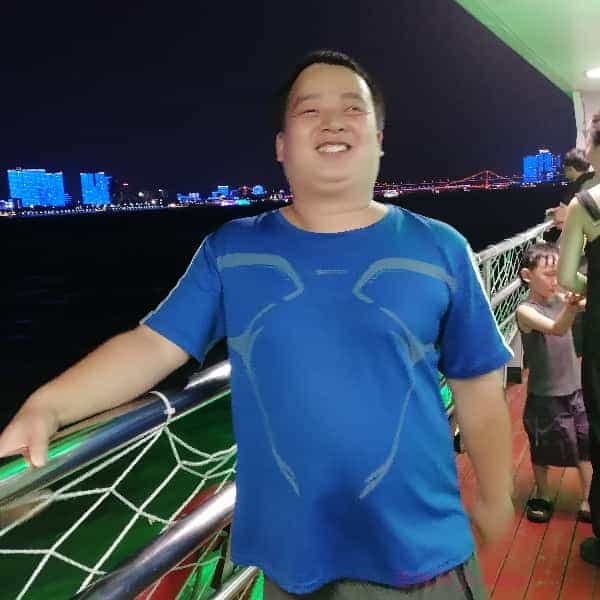 31岁岁湖北单身帅哥 - 眉山吉缘网